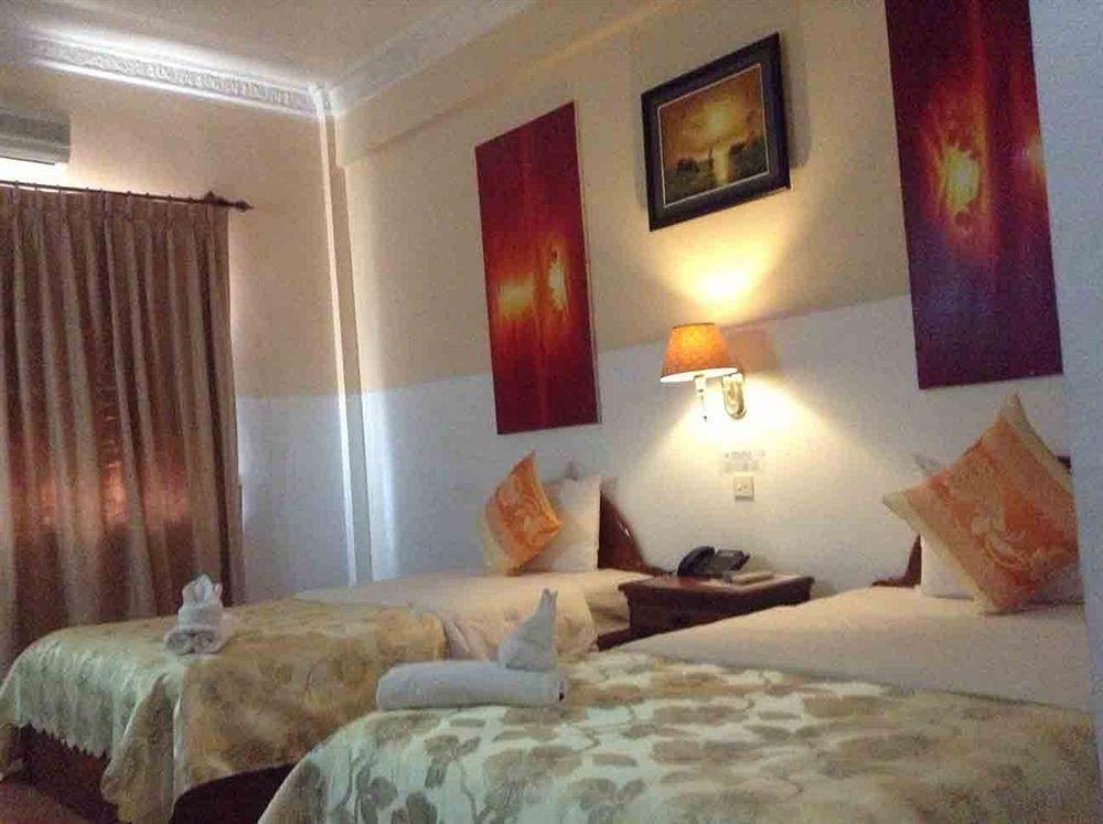Han Kong Hotel And Restaurant Siem Reap Exterior photo