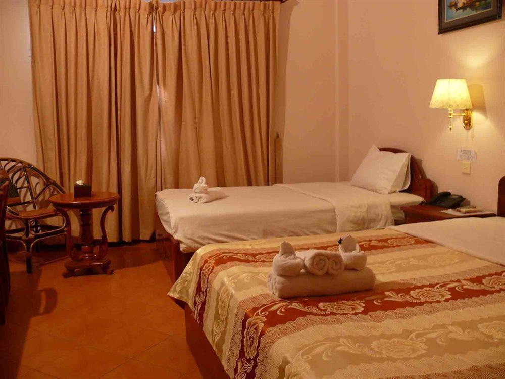 Han Kong Hotel And Restaurant Siem Reap Exterior photo